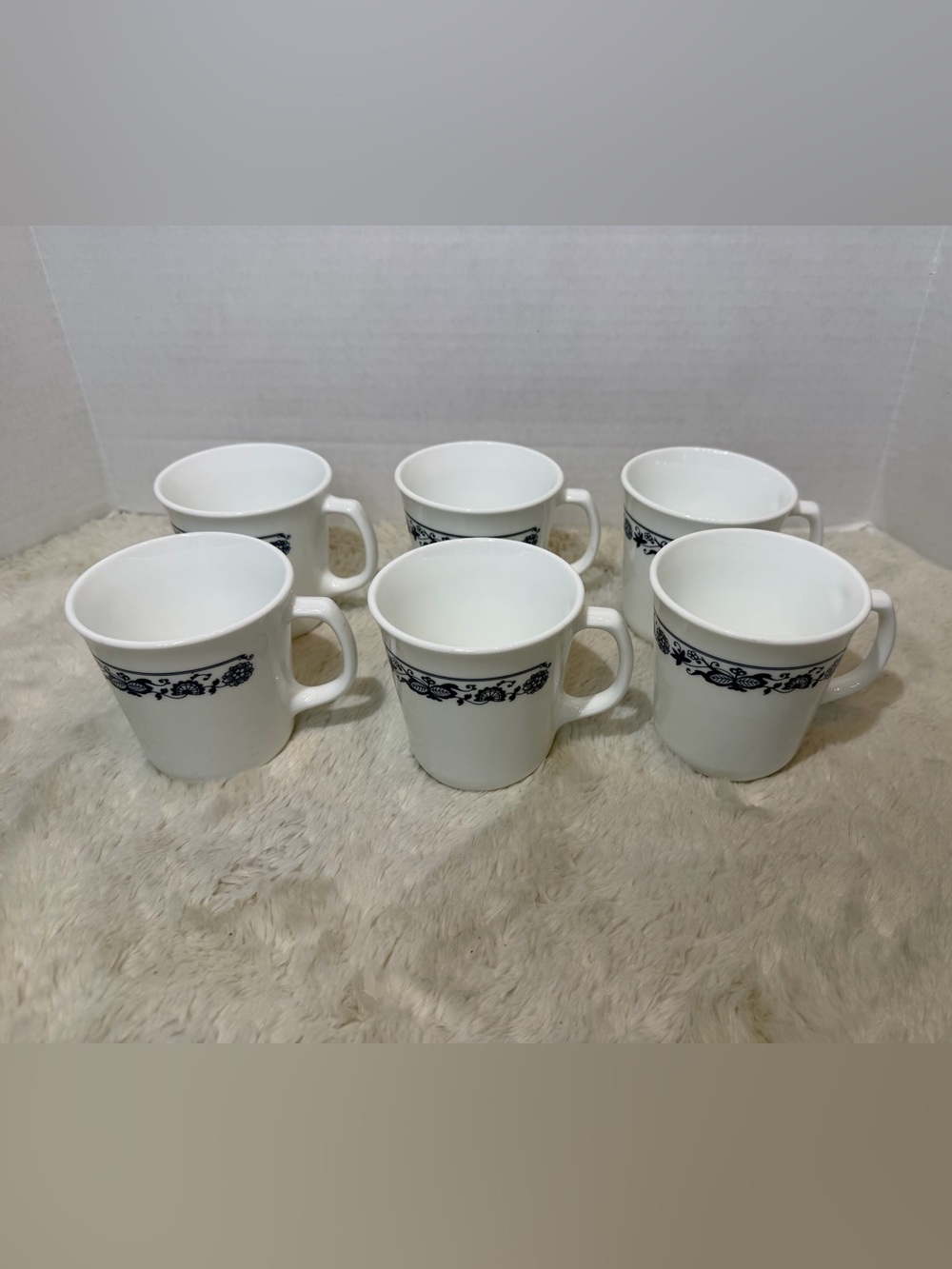 Vintage set of 6 CORNING by Corelle Old Town Blue mugs
